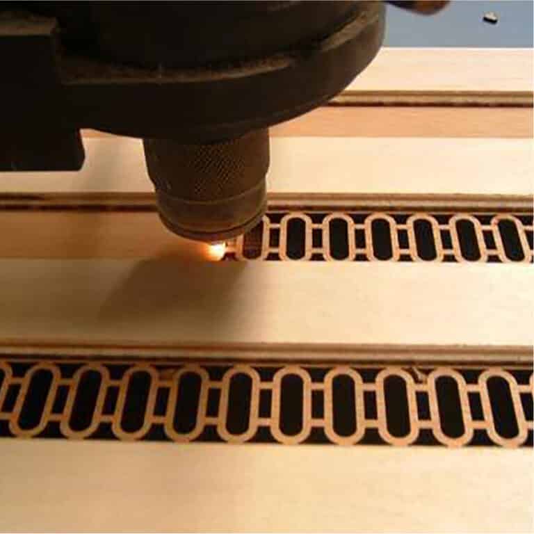 máquina a laser para gravação e cortes